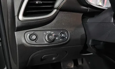 ChevroletGMDaewoo Trax 2017, 84008 км, за 4923.2 USD - фото 14