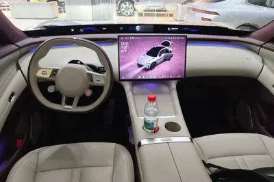 Xiaomi Auto YU7 2025, 19300 км, за 45083 USD - фото 12