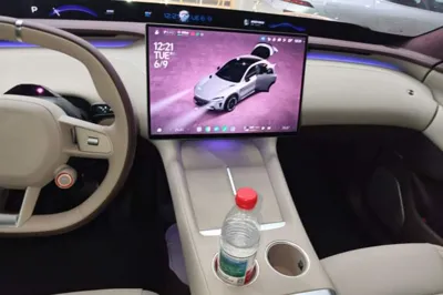 Xiaomi Auto YU7 2025, 19300 км, за 45083 USD - фото 15