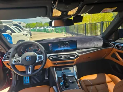 BMW i4 2023, 24334 км, за 39713.8 USD - фото 6