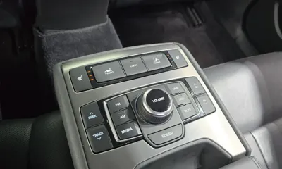 Hyundai Genesis 2016, 147284 км, за 6435.67 USD - фото 18