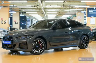 BMW i4 · 2024 год