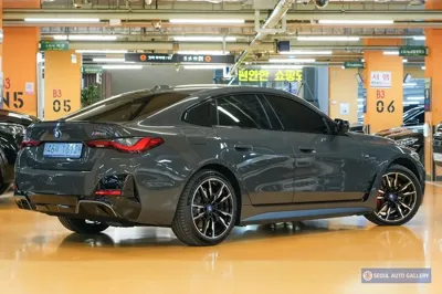BMW i4 2024, 42957 км, за 34723.15 USD