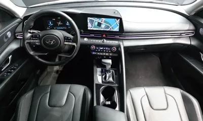 Hyundai Avante 2021, 62339 км, за 10994.02 USD - фото 7