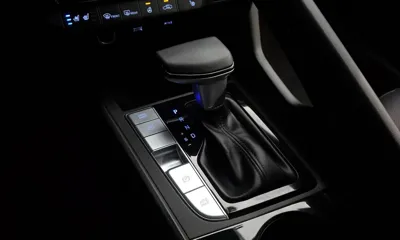 Hyundai Avante 2021, 62339 км, за 10994.02 USD - фото 9