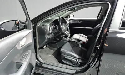 Kia K3 2022, 73459 км, за 10032.58 USD - фото 10