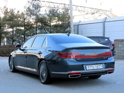 Genesis G90 2019, 170424 км, за 13986.48 USD