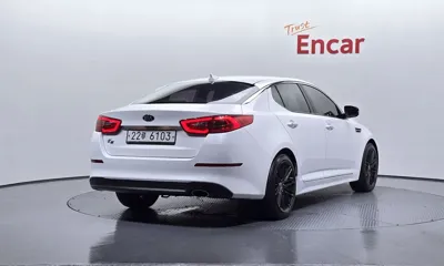 Kia K5 2014, 136315 км, за 4266.77 USD