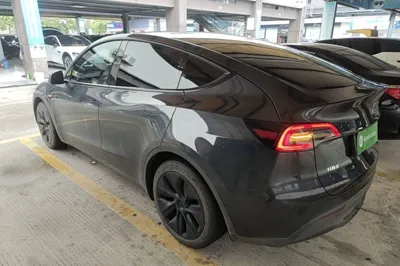 Tesla Model Y 2024, 66100 км, за 29080 USD