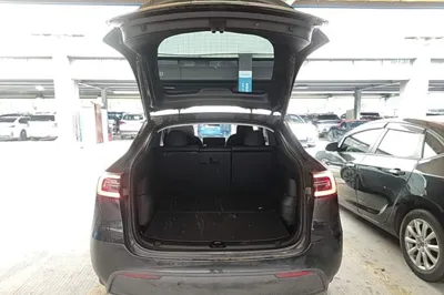 Tesla Model Y 2024, 66100 км, за 29080 USD - фото 22