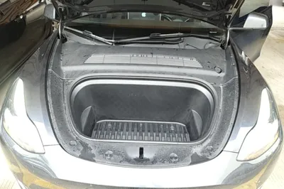 Tesla Model Y 2024, 66100 км, за 29080 USD - фото 24