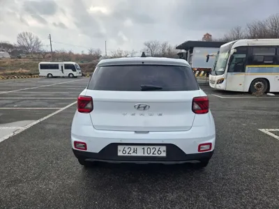 Hyundai Venue 2020, 63548 км, за 8262.83 USD
