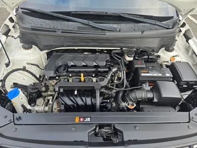 Hyundai Venue 2020, 63548 км, за 8262.83 USD - фото 6