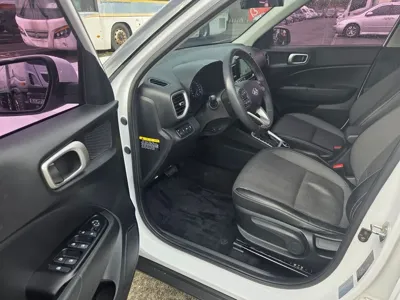 Hyundai Venue 2020, 63548 км, за 8262.83 USD - фото 10