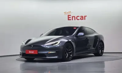 Tesla Model S · 2023 год