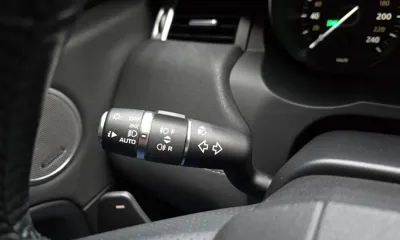 Land Rover Range Rover Evoque 2018, 123362 км, за 14911.76 USD - фото 16