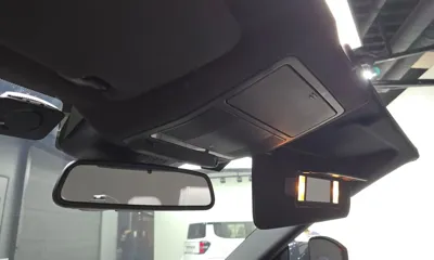 Land Rover Range Rover Evoque 2018, 123362 км, за 14911.76 USD - фото 27