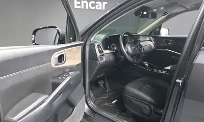 Kia Sorento 2023, 45071 км, за 16895.27 USD - фото 10