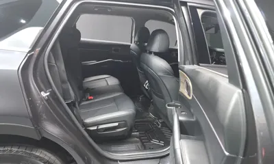 Kia Sorento 2023, 45071 км, за 16895.27 USD - фото 12