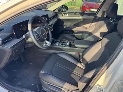 Kia K5 2026, 8000 км, за 22752.38 USD