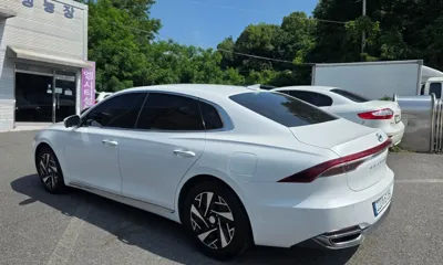 Hyundai Grandeur 2022, 83273 км, за 17907.14 USD