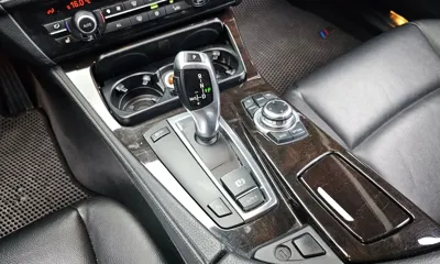 BMW 5-Series 2011, 254716 км, за 3257.33 USD - фото 9