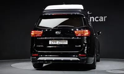 Kia Canival 2019, 89565 км, за 11644.56 USD