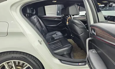 BMW 5-Series 2017, 135952 км, за 13543.98 USD - фото 12