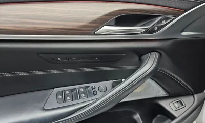 BMW 5-Series 2017, 135952 км, за 13543.98 USD - фото 28