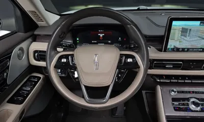 Lincoln Aviator 2022, 38470 км, за 28751.48 USD - фото 14