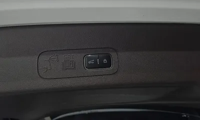 Lincoln Aviator 2022, 38470 км, за 28751.48 USD - фото 35