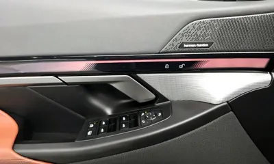 BMW 5-Series 2025, 10851 км, за 58352.9 USD - фото 29