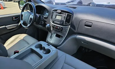 Hyundai Starex 2018, 135740 км, за 8278.14 USD - фото 7