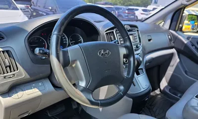 Hyundai Starex 2018, 135740 км, за 8278.14 USD - фото 12