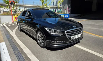 Hyundai Genesis 2016, 188000 км, за 7877.12 USD