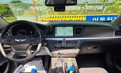 Hyundai Genesis 2016, 188000 км, за 7814.02 USD - фото 10