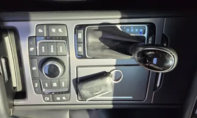 Hyundai Genesis 2016, 188000 км, за 7814.02 USD - фото 18