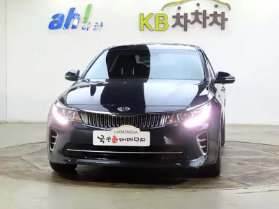 Kia K5 2016, 151162 км, за 2642.88 USD