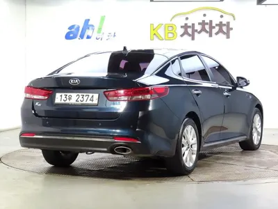 Kia K5 2016, 151162 км, за 2642.88 USD