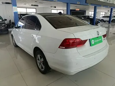 Volkswagen Santana 2018, 117200 км, за 3305.32 USD