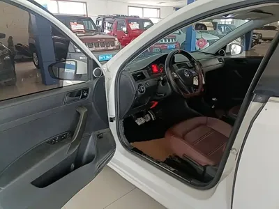 Volkswagen Santana 2018, 117200 км, за 3305.32 USD - фото 16