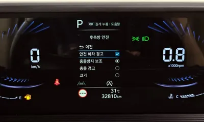 Hyundai Staria 2022, 32810 км, за 22924.32 USD - фото 16
