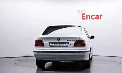BMW 5-Series 1996, 171168 км, за 3612.72 USD