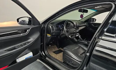 Hyundai Grandeur 2018, 137155 км, за 9852.86 USD - фото 10
