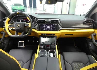 Lamborghini Urus 2025, 1535 км, за 265852.7 USD