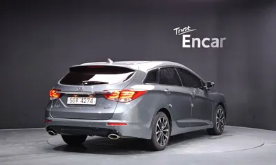 Hyundai i40 2018, 41482 км, за 8210.72 USD