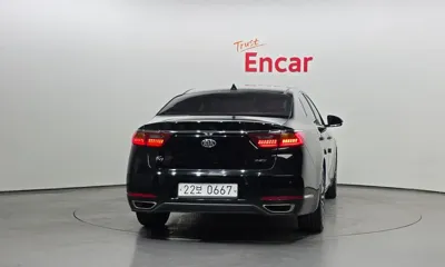 Kia K7 2016, 236645 км, за 4164.47 USD