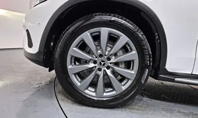 Mercedes-Benz GLC-Class 2019, 65078 км, за 16082.45 USD