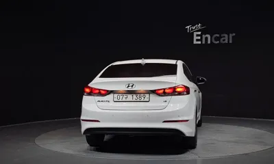 Hyundai Avante 2018, 115814 км, за 7155.05 USD