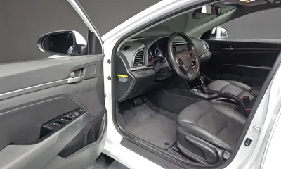 Hyundai Avante 2018, 115814 км, за 7155.05 USD - фото 10